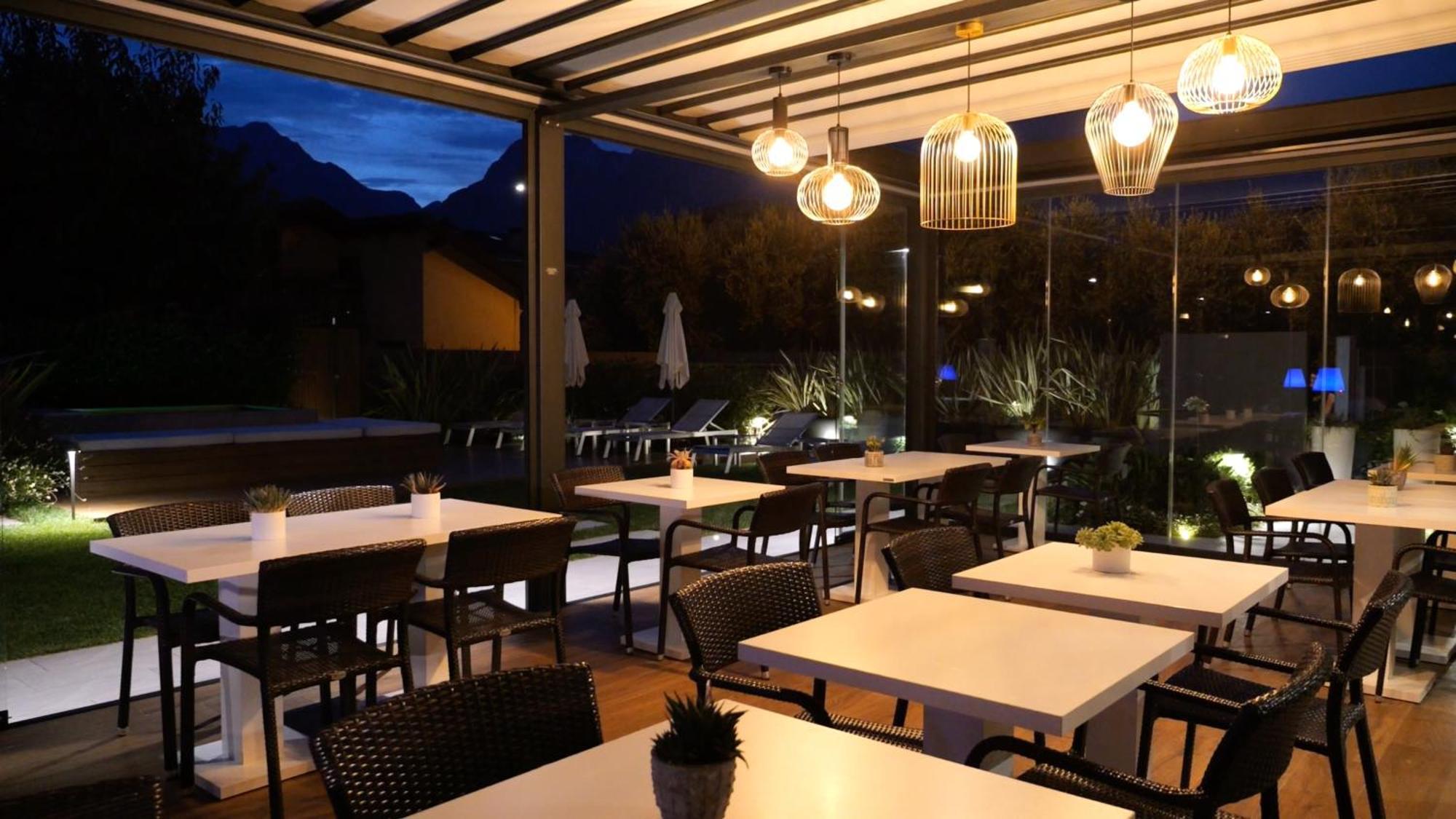 Hotel Villa Alberta Nago Εξωτερικό φωτογραφία