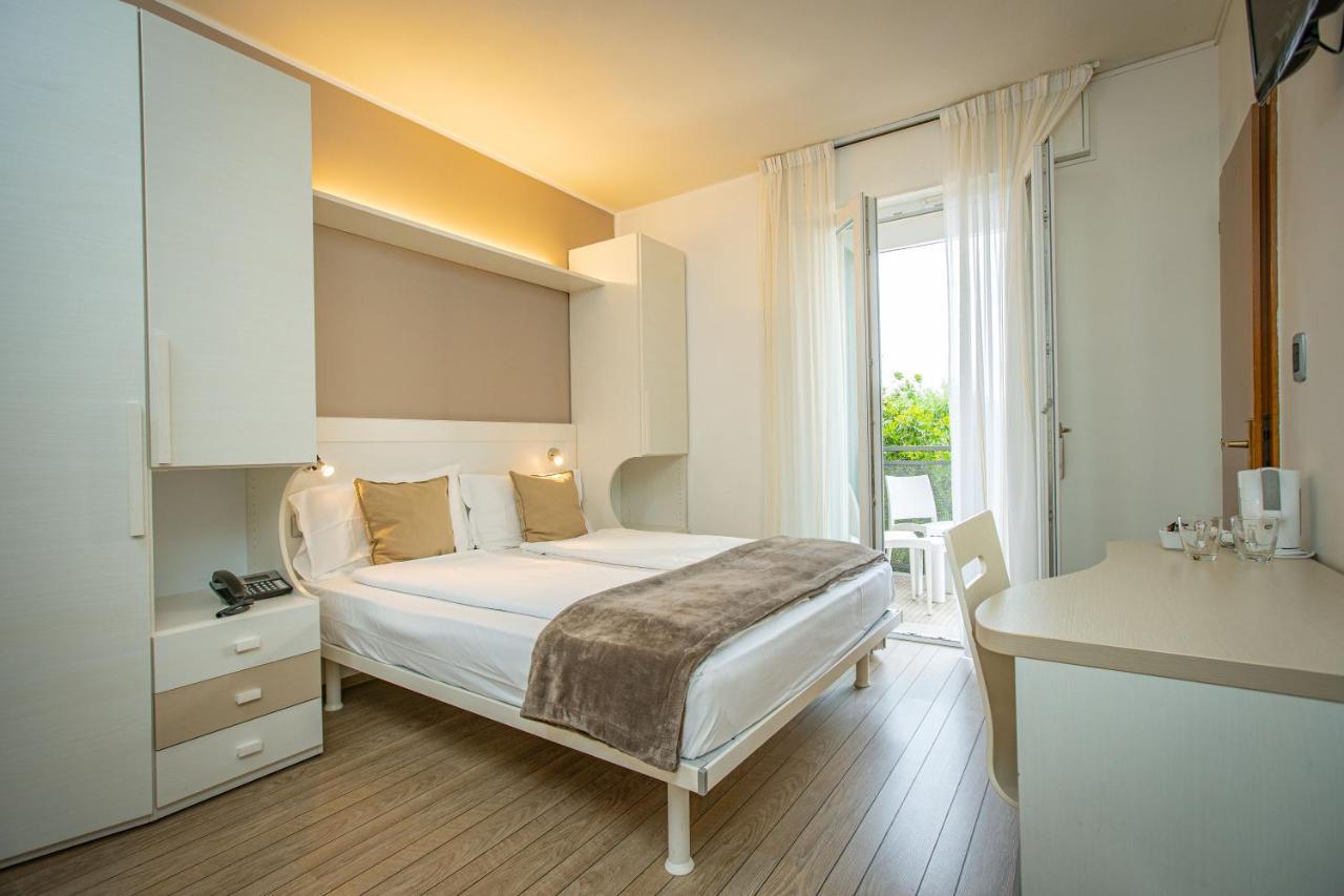 Hotel Villa Alberta Nago Εξωτερικό φωτογραφία